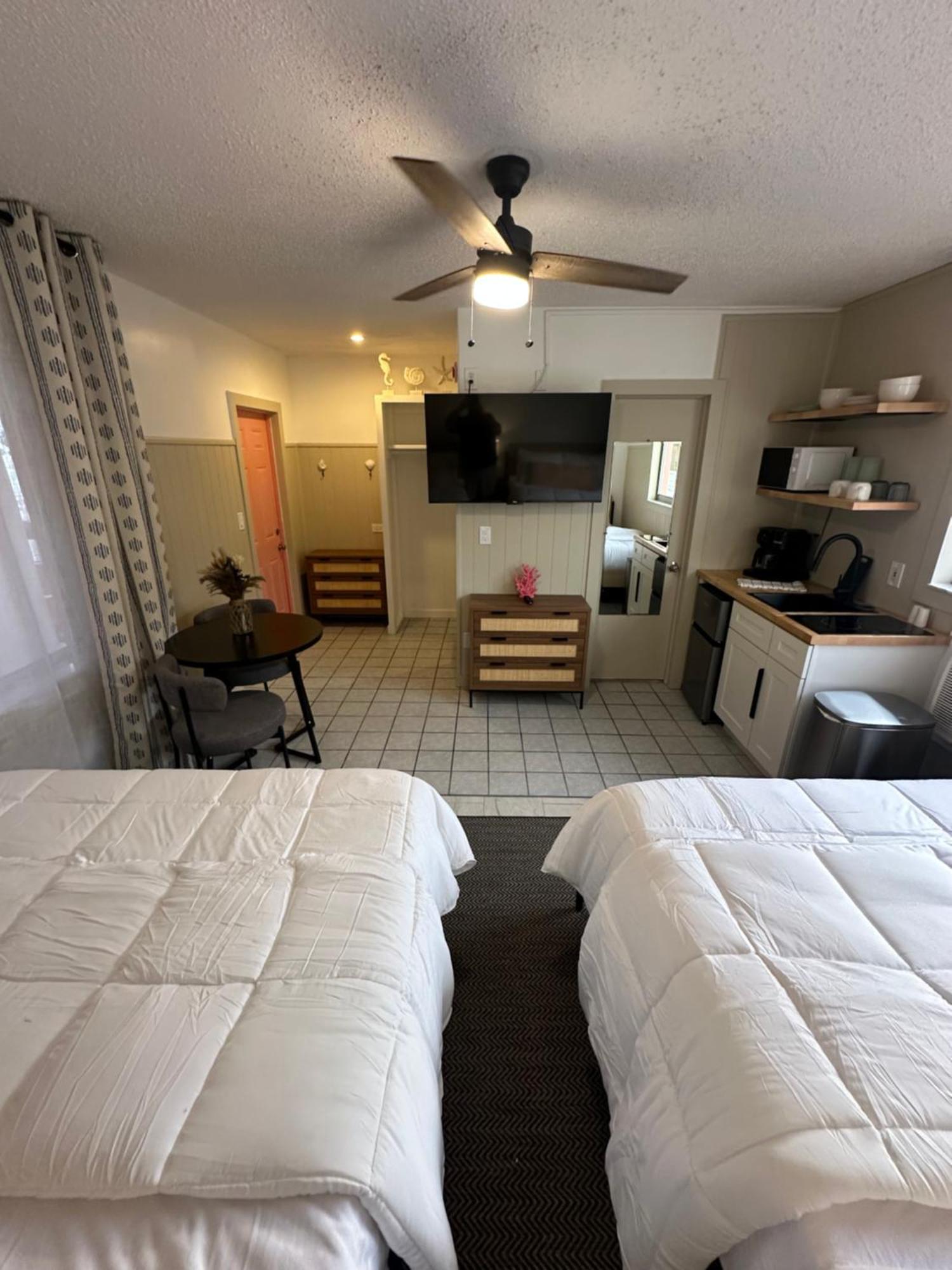 Arvilla Resort St. Pete Beach Buitenkant foto