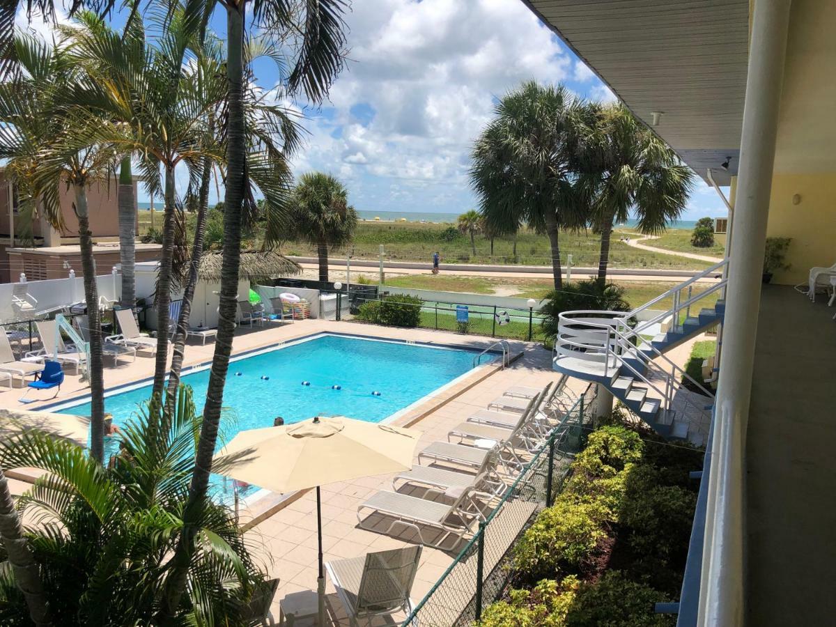 Arvilla Resort St. Pete Beach Buitenkant foto